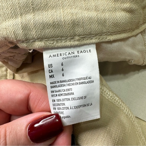 American Eagle Highest Rise Mom Shorts Khaki Frayed Distressed Casual 6 NWT - Picture 11 of 13